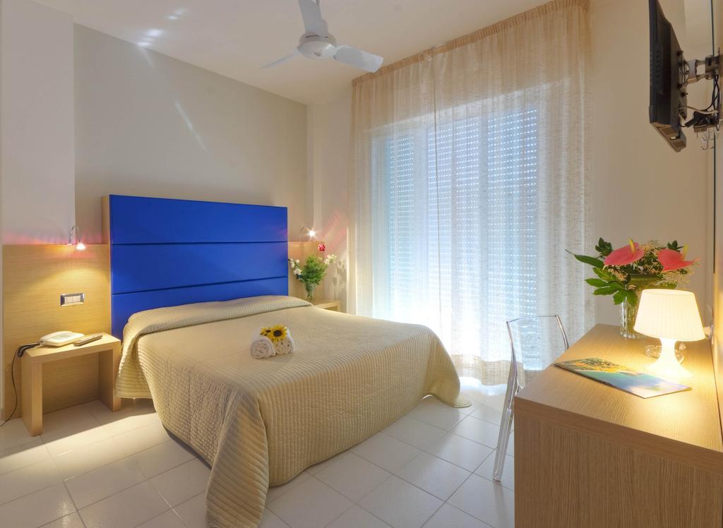 Hotel Kon Tiki Numana Zimmer foto